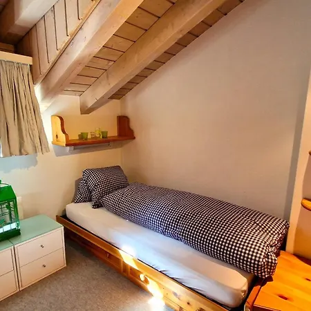 Chesa Bellaval, Haus Leivra 6½-zimmerwohnung アパート