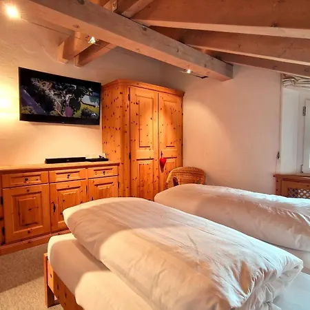 Chesa Bellaval, Haus Leivra 6½-zimmerwohnung *