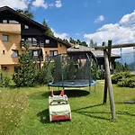 Chesa Bellaval, Haus Leivra 6½-zimmerwohnung *