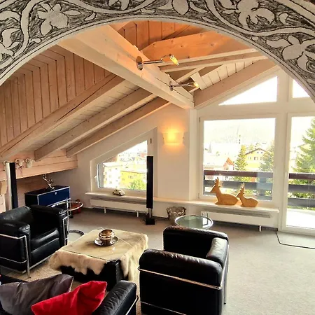 Chesa Bellaval, Haus Leivra 6½-zimmerwohnung Apartamento