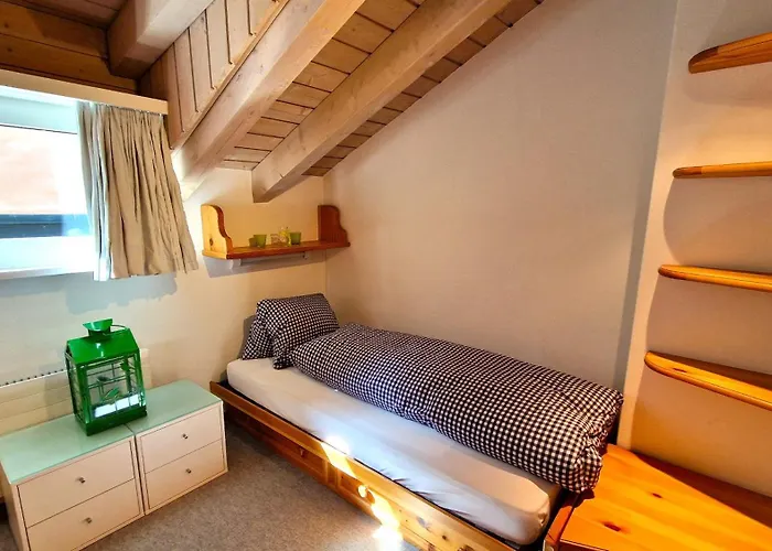 Chesa Bellaval, Haus Leivra 6½-zimmerwohnung Apartment