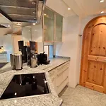 Chesa Bellaval, Haus Leivra 6½-zimmerwohnung